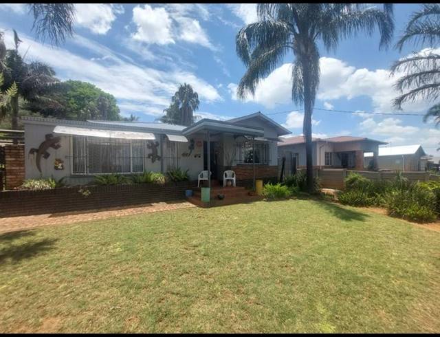 3 BEDROOM HOUSE FOR SALE IN MOUNTAIN VIEW